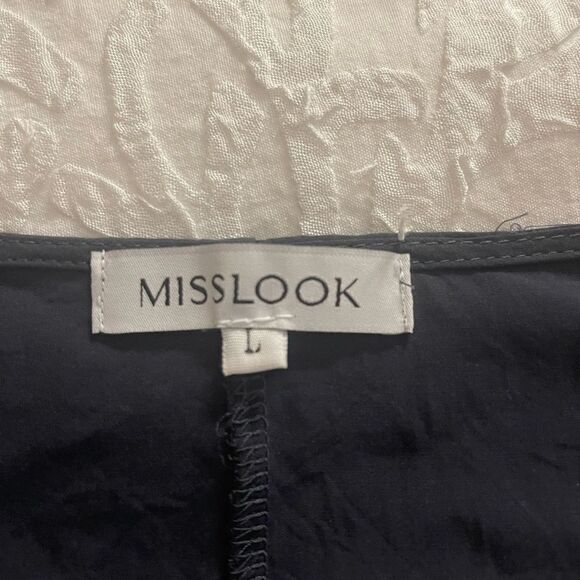 Mislook black and floral embroidered short sleeve shirt top,‎ size large - Picture 2 of 10